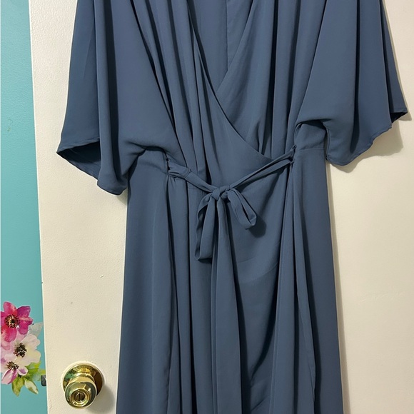 Elegant Blue Midi Wrap Dress - Picture 7 of 7